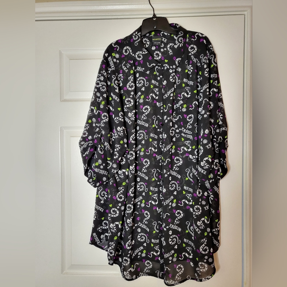 Beetlejuice button-down tunic chiffon-sandworm